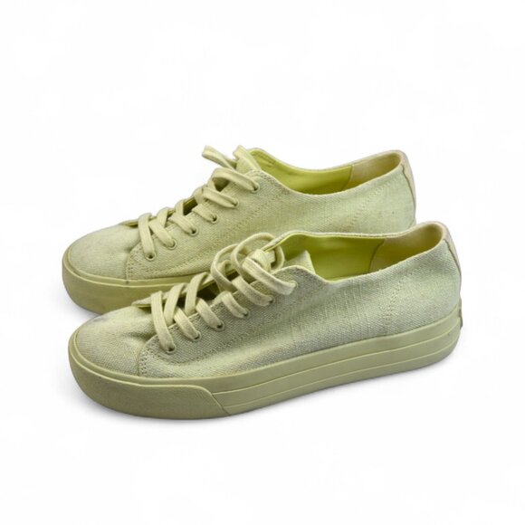 Vince Heaton Performance Sneaker Women’s Size 7 Green | Vince Sneaker - Picture 1 of 5